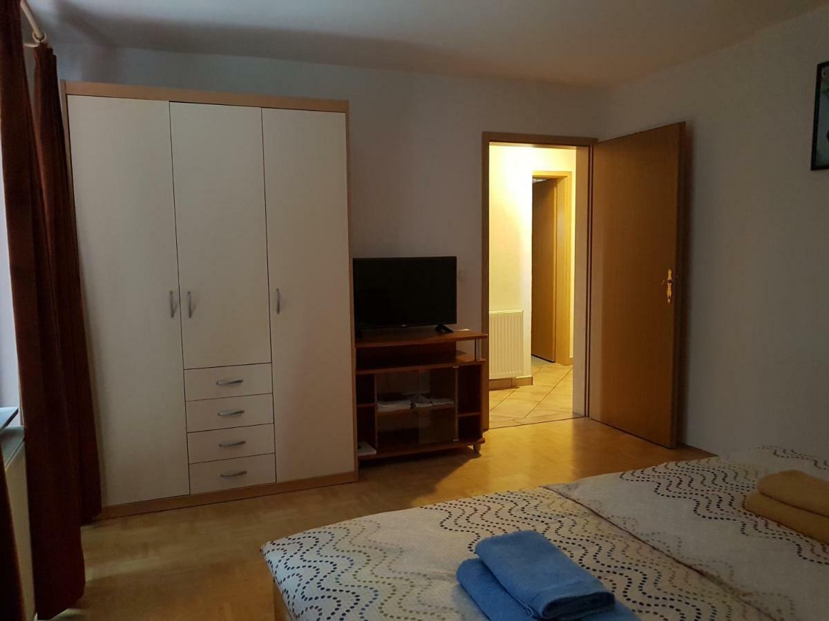 Apartmaji Mezan Μπλεντ Εξωτερικό φωτογραφία
