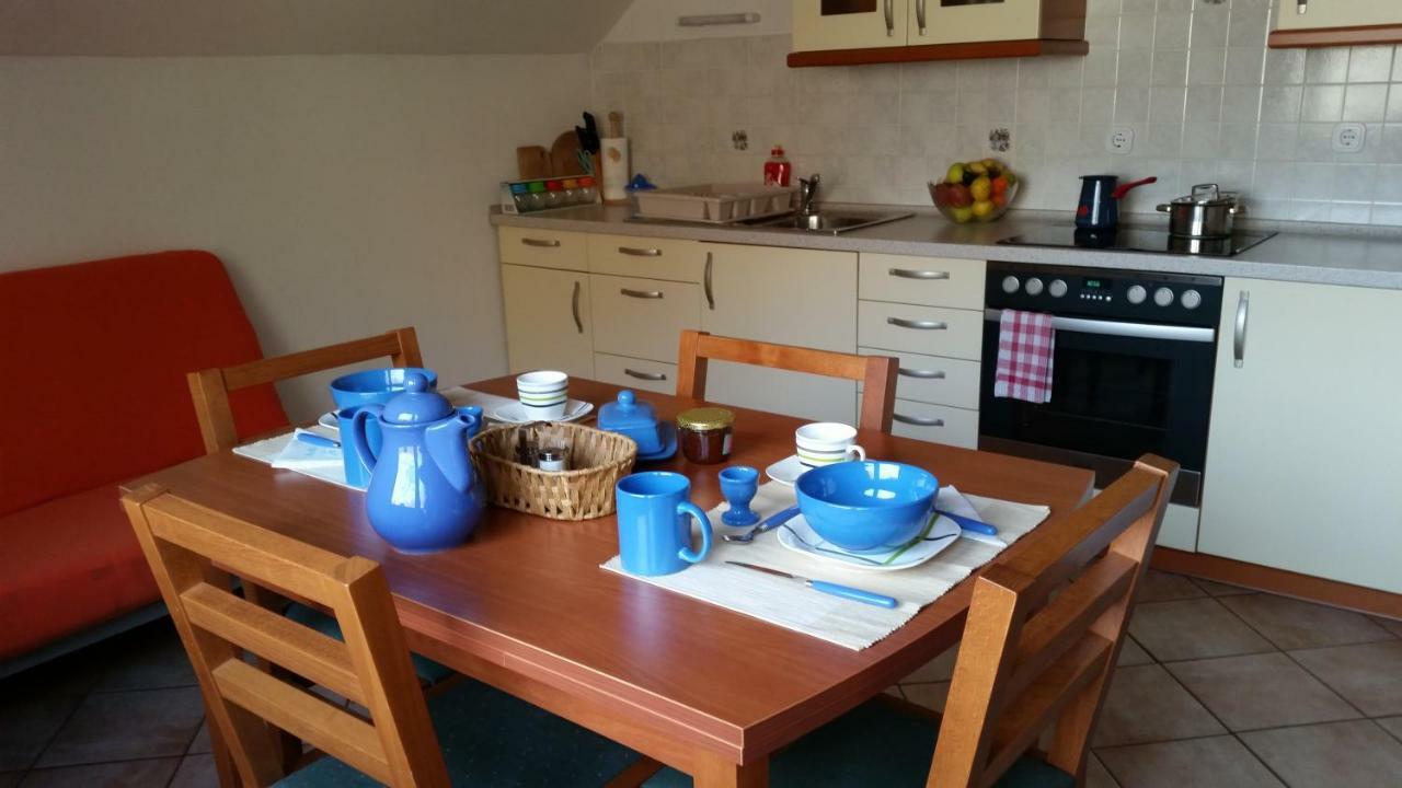 Apartmaji Mezan Μπλεντ Εξωτερικό φωτογραφία