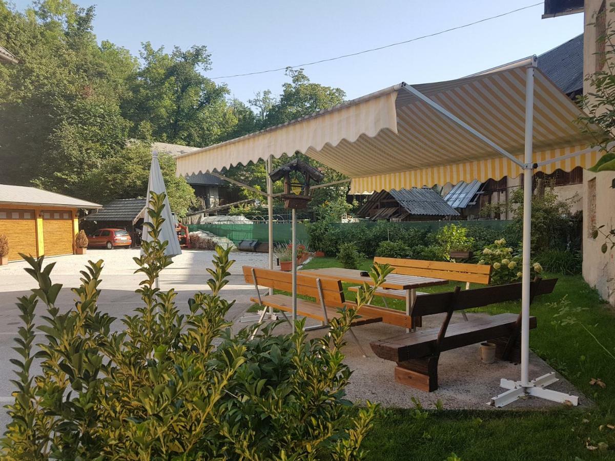 Apartmaji Mezan Μπλεντ Εξωτερικό φωτογραφία